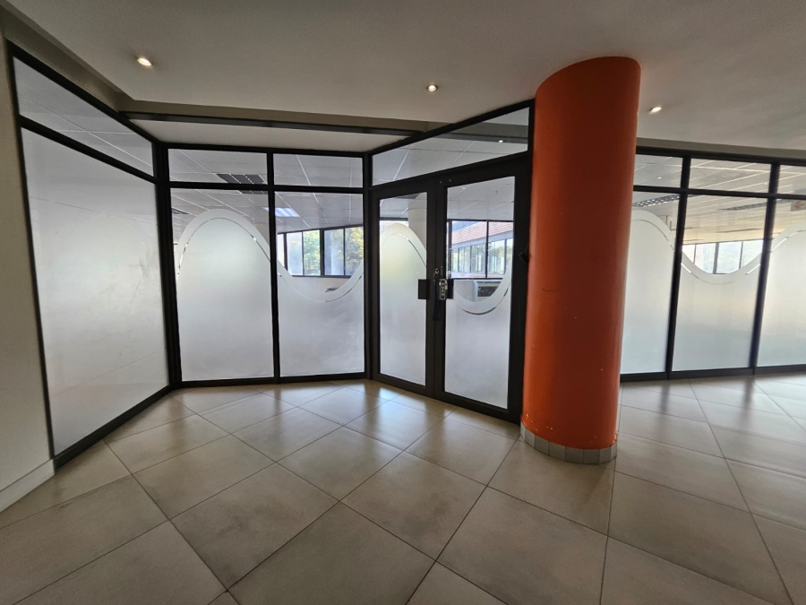 To Let commercial Property for Rent in Die Hoewes Gauteng