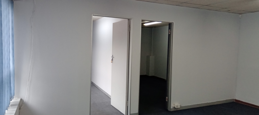 To Let commercial Property for Rent in Benrose Gauteng