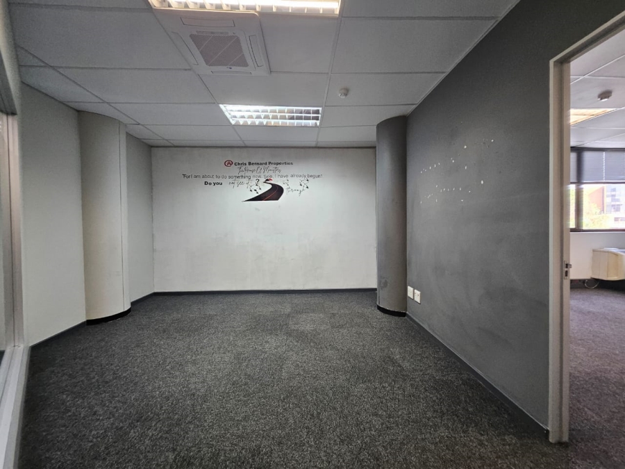 To Let commercial Property for Rent in Die Hoewes Gauteng