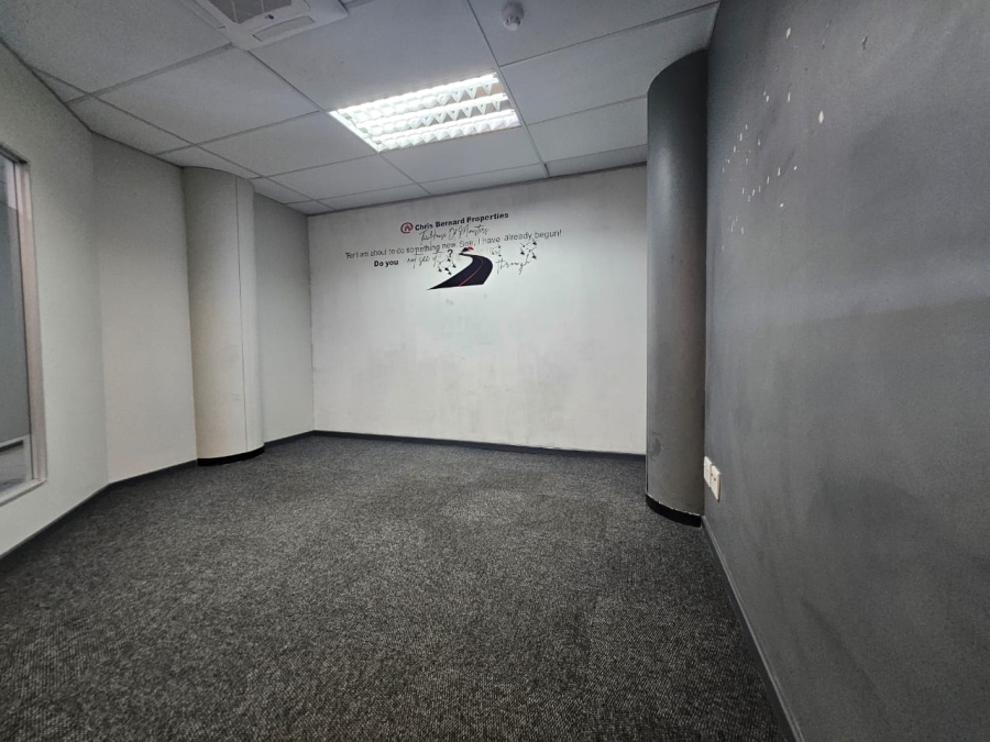 To Let commercial Property for Rent in Die Hoewes Gauteng
