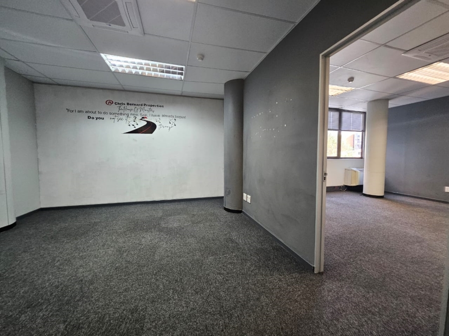 To Let commercial Property for Rent in Die Hoewes Gauteng