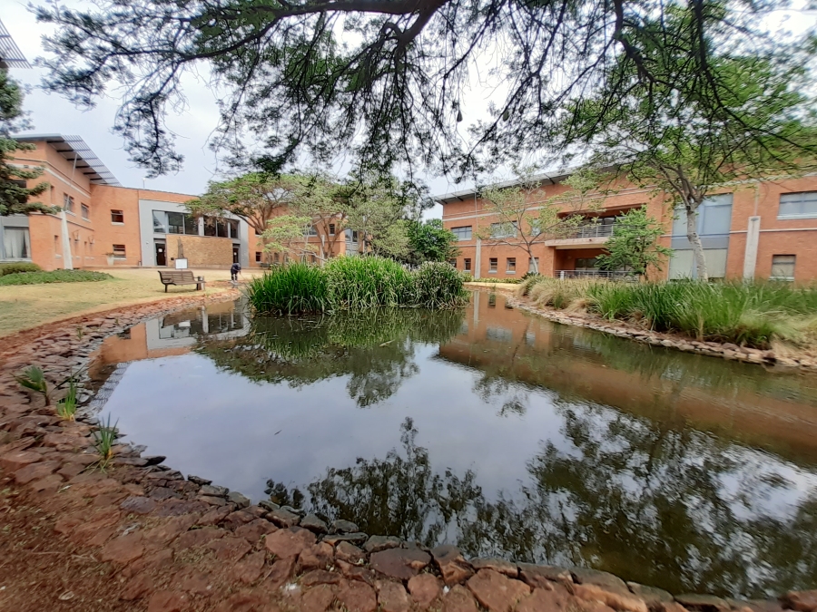 To Let commercial Property for Rent in Die Hoewes Gauteng