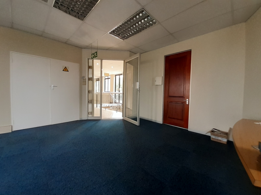 To Let commercial Property for Rent in Die Hoewes Gauteng
