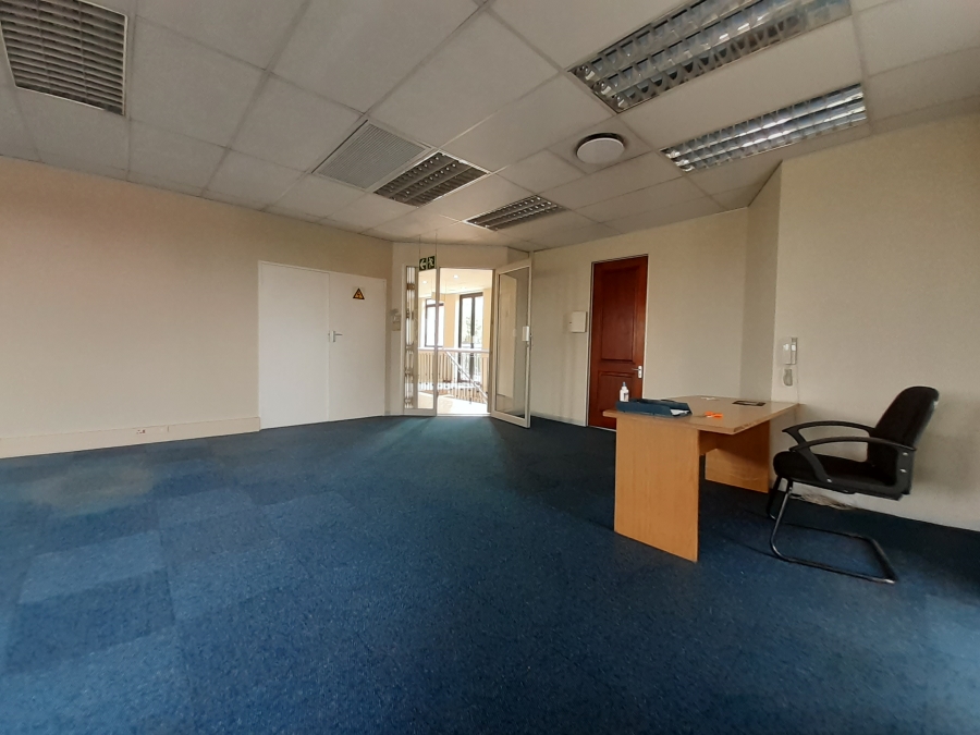 To Let commercial Property for Rent in Die Hoewes Gauteng