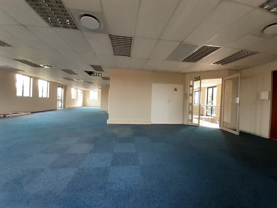 To Let commercial Property for Rent in Die Hoewes Gauteng