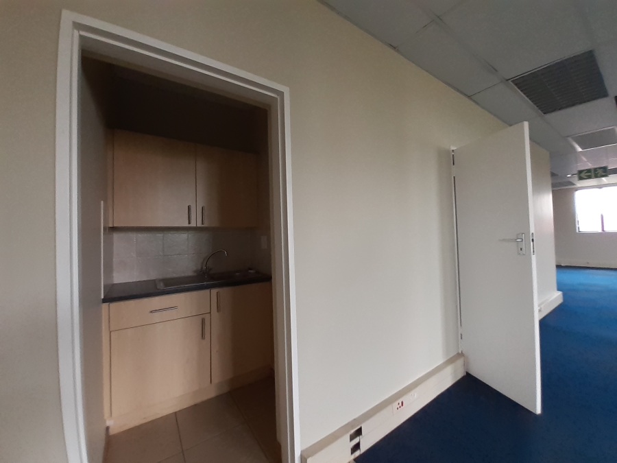 To Let commercial Property for Rent in Die Hoewes Gauteng