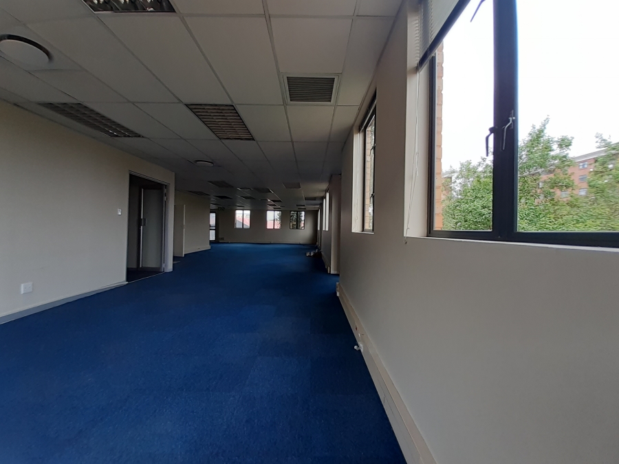 To Let commercial Property for Rent in Die Hoewes Gauteng