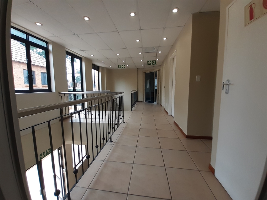 To Let commercial Property for Rent in Die Hoewes Gauteng