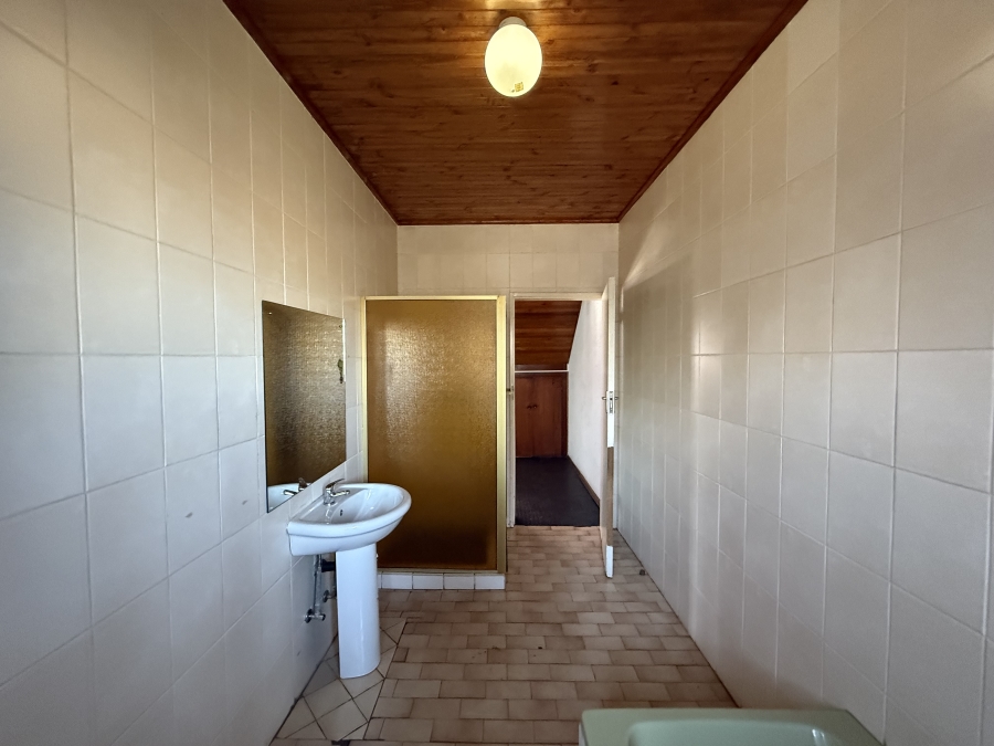To Let commercial Property for Rent in Lilianton Gauteng