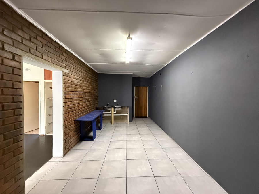 To Let commercial Property for Rent in Lilianton Gauteng