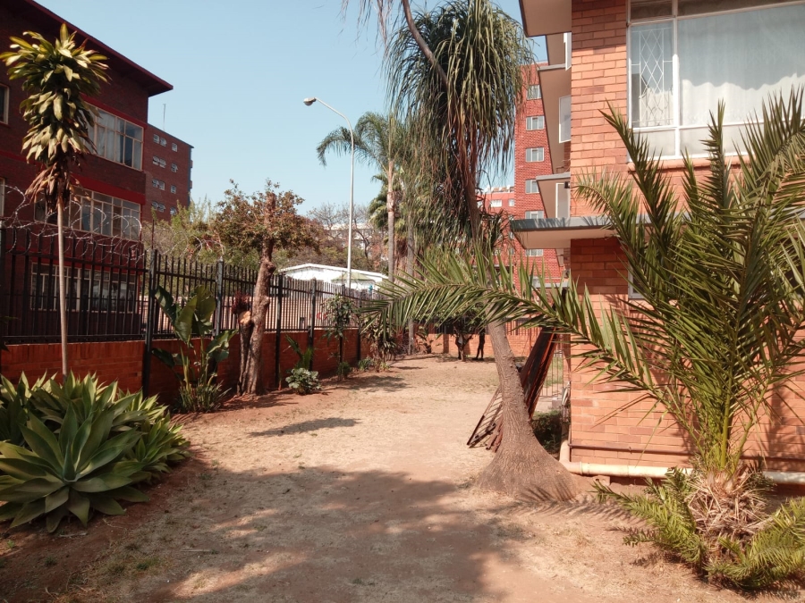 2 Bedroom Property for Sale in Sunnyside Gauteng