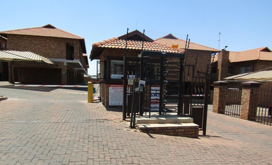 To Let 2 Bedroom Property for Rent in Albemarle Gauteng