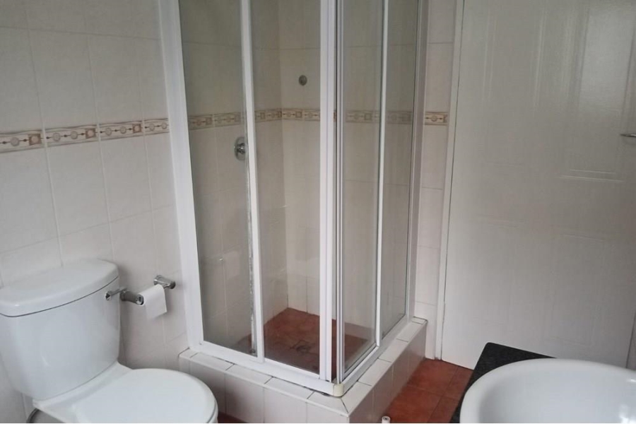 2 Bedroom Property for Sale in Erand Gardens Gauteng