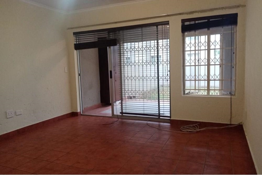 2 Bedroom Property for Sale in Erand Gardens Gauteng