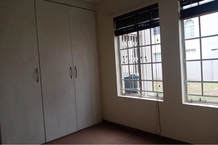 2 Bedroom Property for Sale in Erand Gardens Gauteng