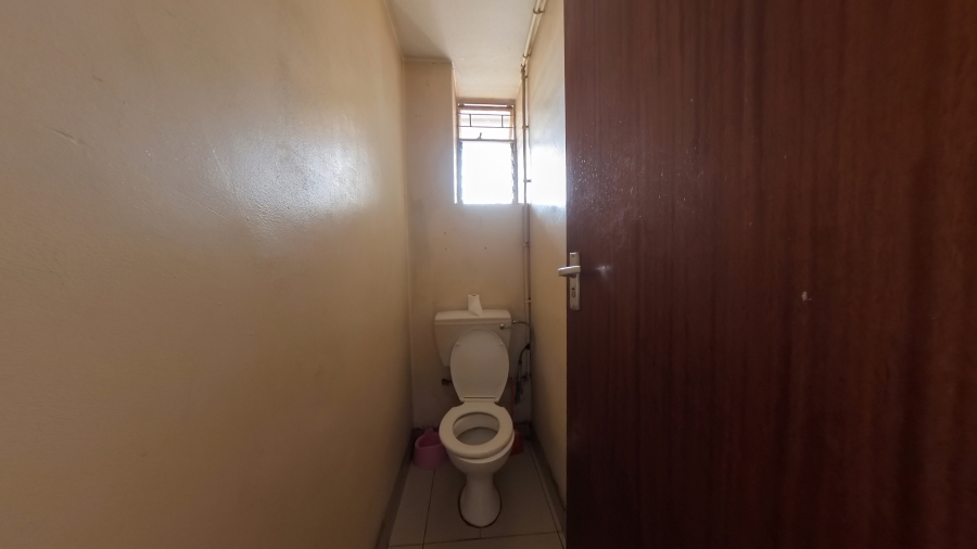 2 Bedroom Property for Sale in Sunnyside Gauteng