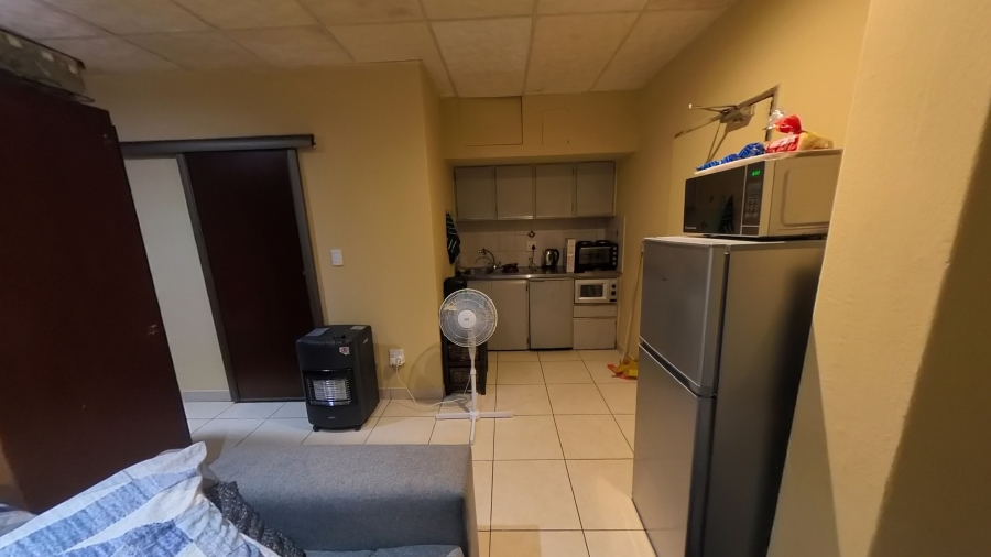 1 Bedroom Property for Sale in Pretoria Central Gauteng