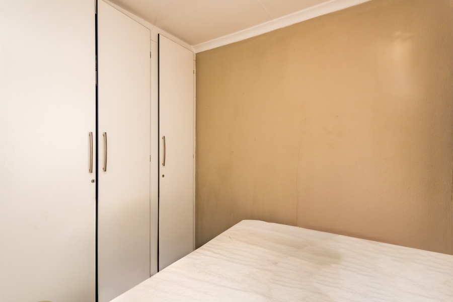 2 Bedroom Property for Sale in Protea Glen Gauteng