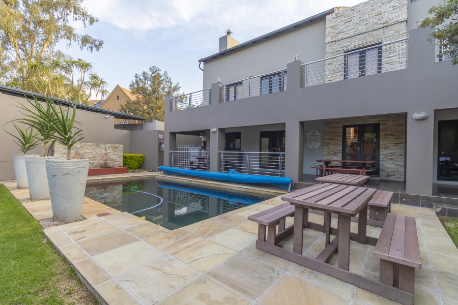 1 Bedroom Property for Sale in Sunninghill Gauteng