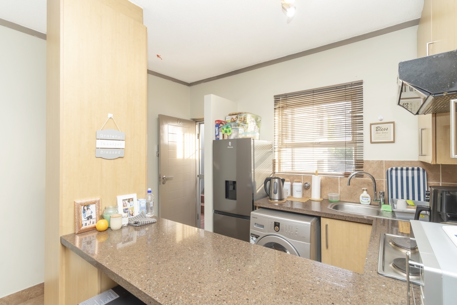 1 Bedroom Property for Sale in Sunninghill Gauteng