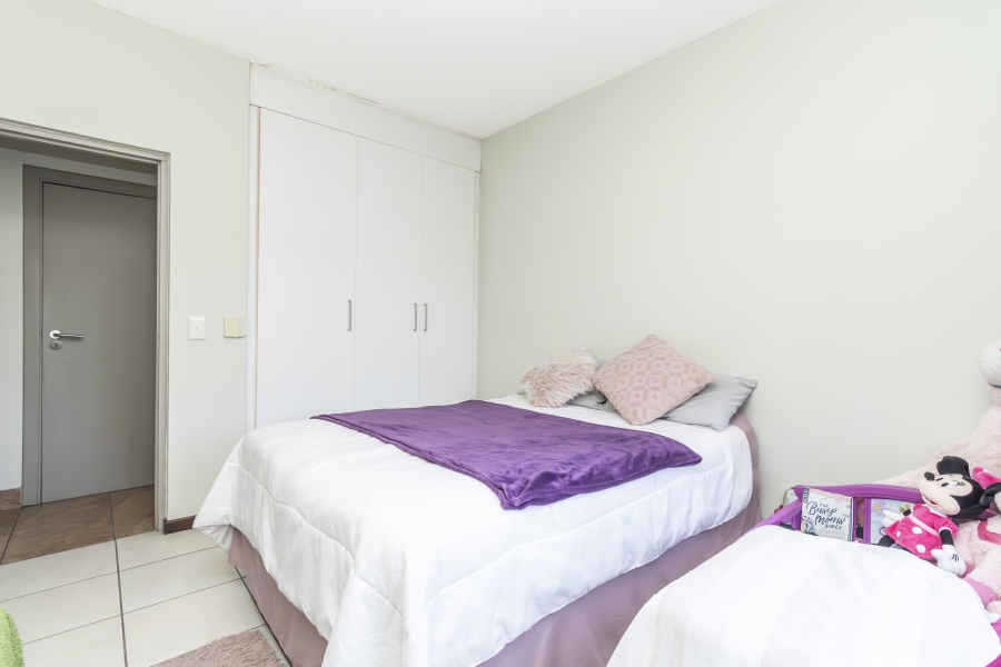 1 Bedroom Property for Sale in Sunninghill Gauteng