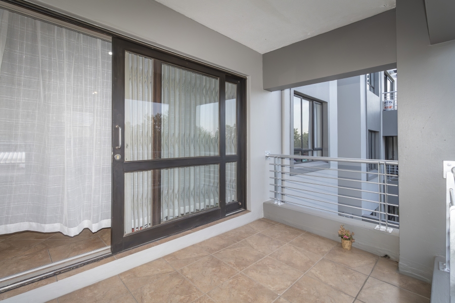 1 Bedroom Property for Sale in Sunninghill Gauteng