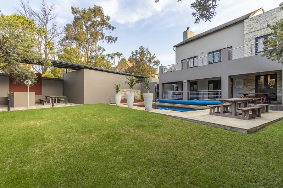 1 Bedroom Property for Sale in Sunninghill Gauteng