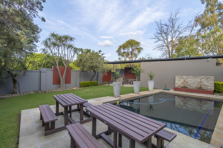 1 Bedroom Property for Sale in Sunninghill Gauteng