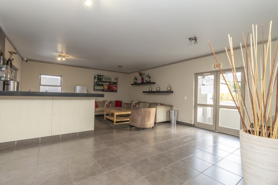 1 Bedroom Property for Sale in Sunninghill Gauteng