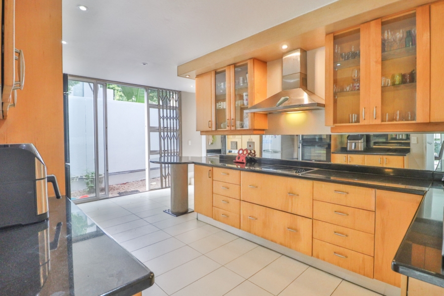 To Let 3 Bedroom Property for Rent in Morningside Gauteng