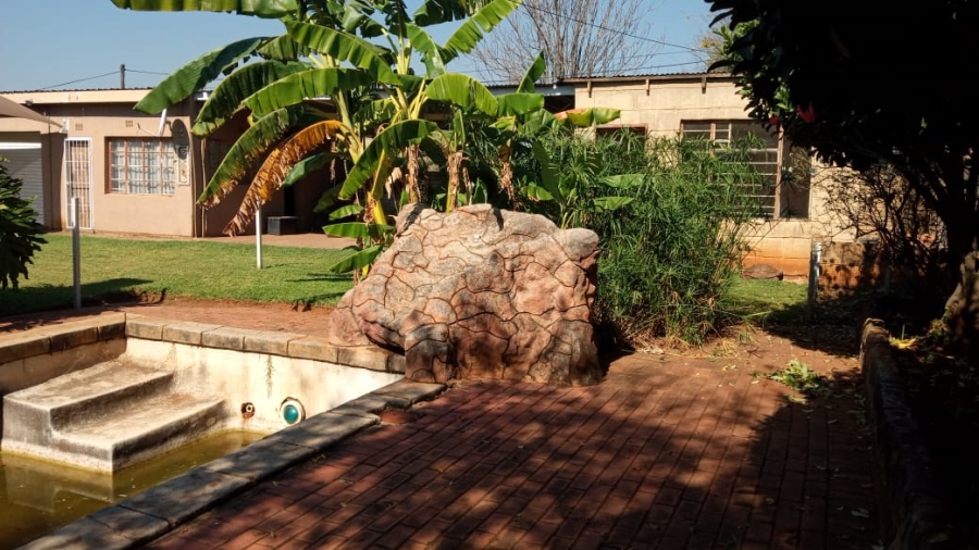 3 Bedroom Property for Sale in Casseldale Gauteng