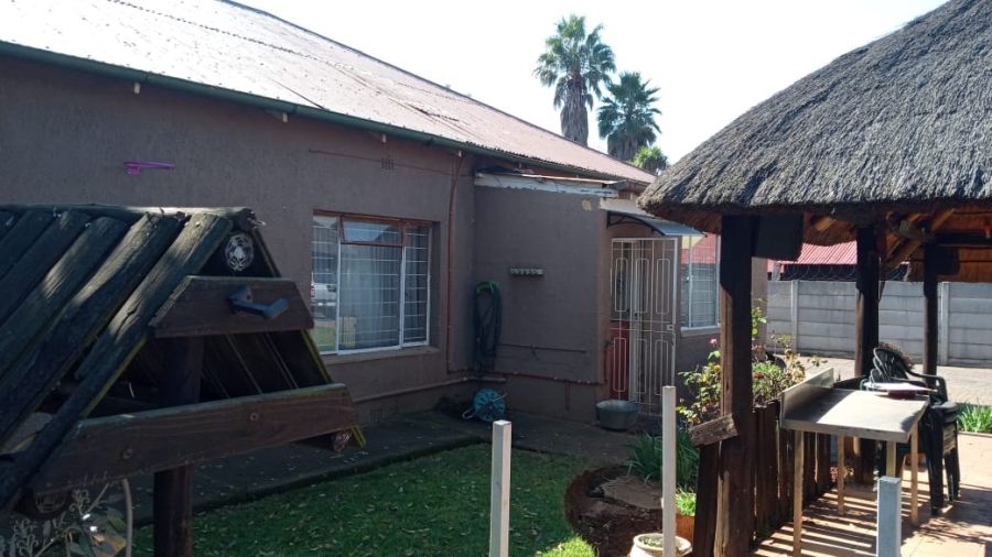 3 Bedroom Property for Sale in Casseldale Gauteng