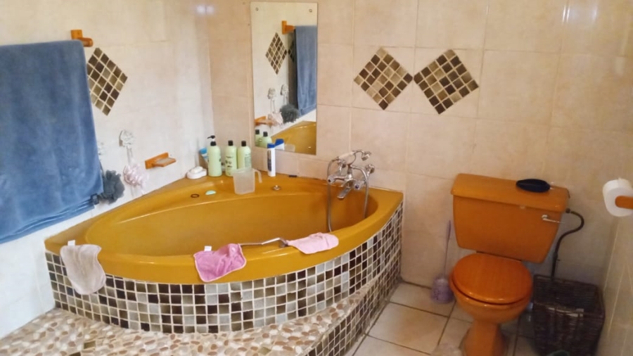 3 Bedroom Property for Sale in Casseldale Gauteng