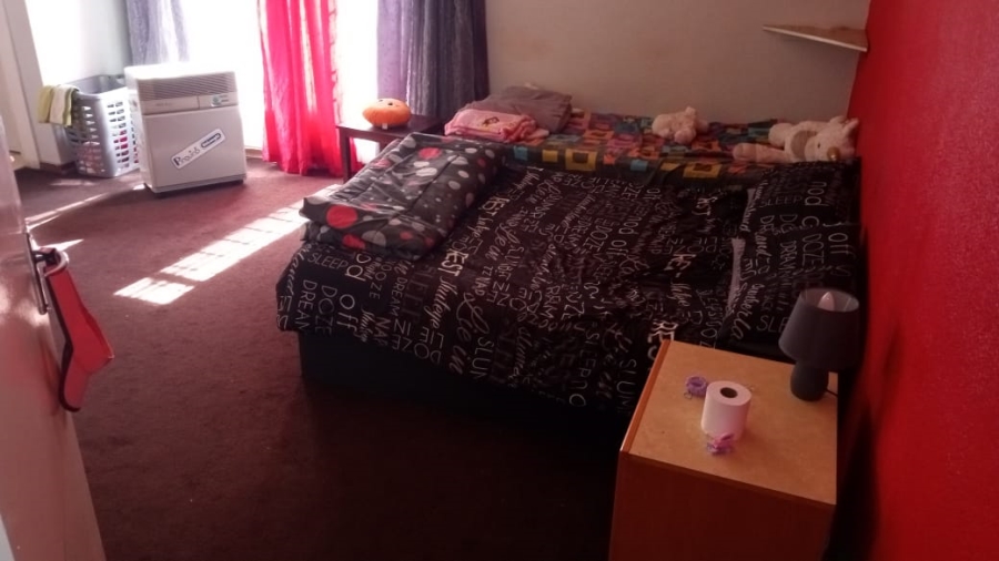 3 Bedroom Property for Sale in Casseldale Gauteng