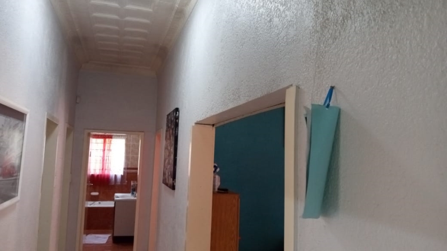 3 Bedroom Property for Sale in Casseldale Gauteng