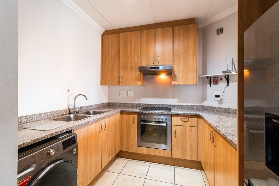 2 Bedroom Property for Sale in Greenstone Hill Gauteng