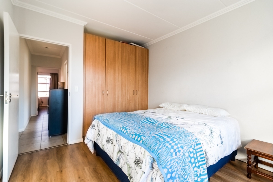 2 Bedroom Property for Sale in Greenstone Hill Gauteng