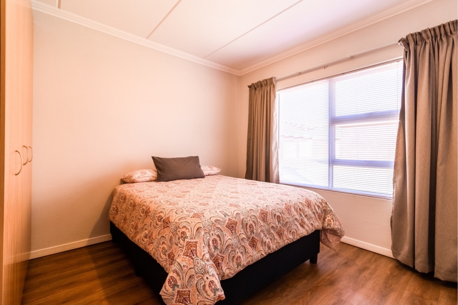 2 Bedroom Property for Sale in Greenstone Hill Gauteng