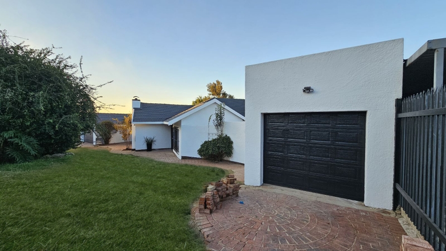 4 Bedroom Property for Sale in Gresswold Gauteng
