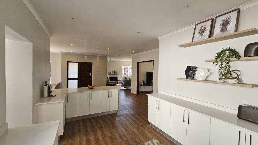 6 Bedroom Property for Sale in Gresswold Gauteng