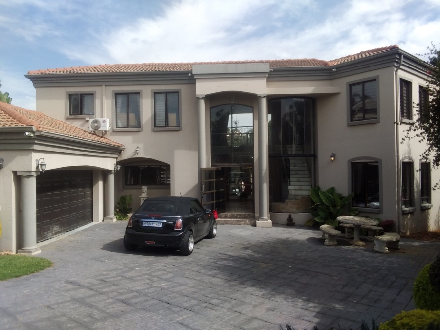 4 Bedroom Property for Sale in Ruimsig A H Gauteng