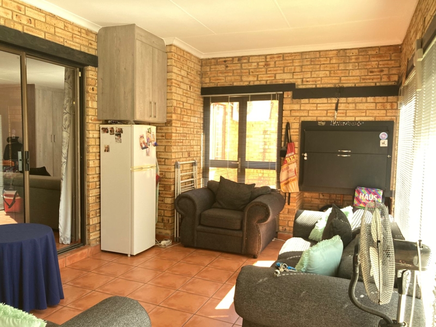 3 Bedroom Property for Sale in Ruimsig A H Gauteng