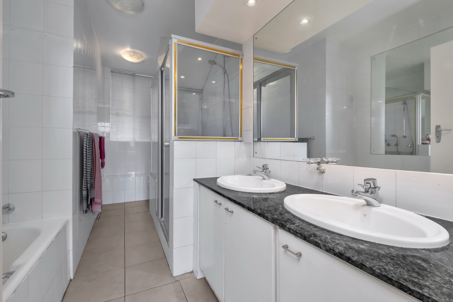 3 Bedroom Property for Sale in Sandown Gauteng