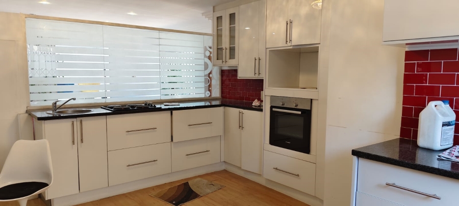 3 Bedroom Property for Sale in Roseacre Gauteng