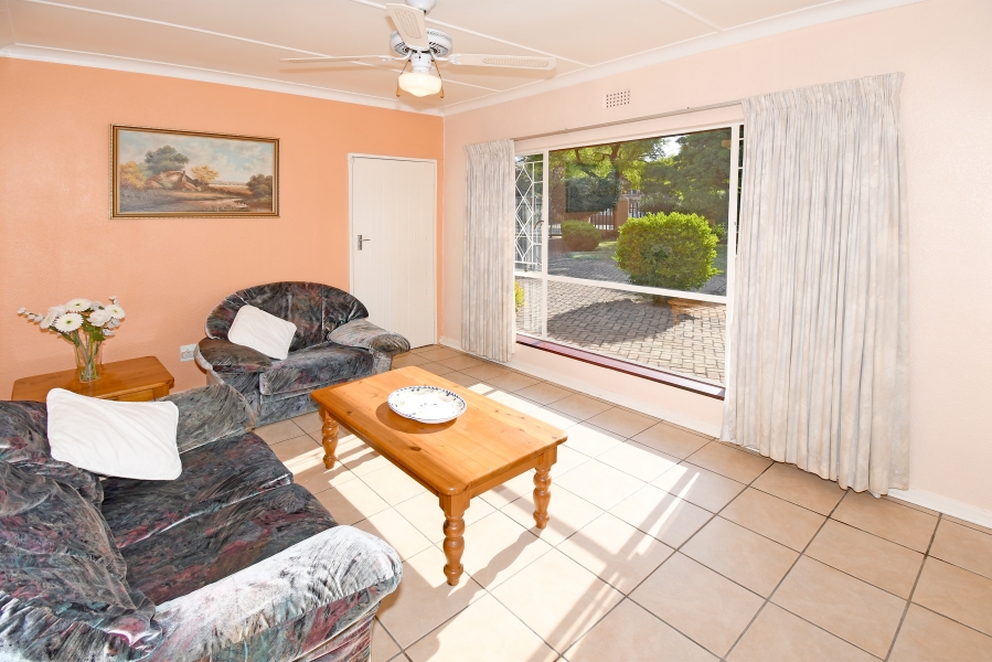 4 Bedroom Property for Sale in Fairland Gauteng