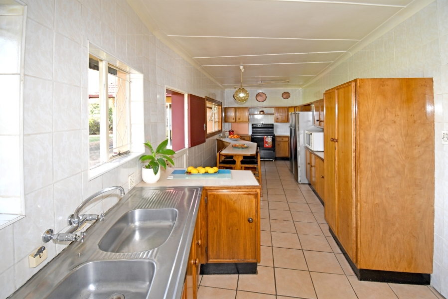 4 Bedroom Property for Sale in Fairland Gauteng