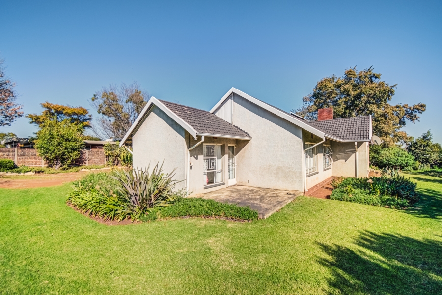 4 Bedroom Property for Sale in Croydon Gauteng