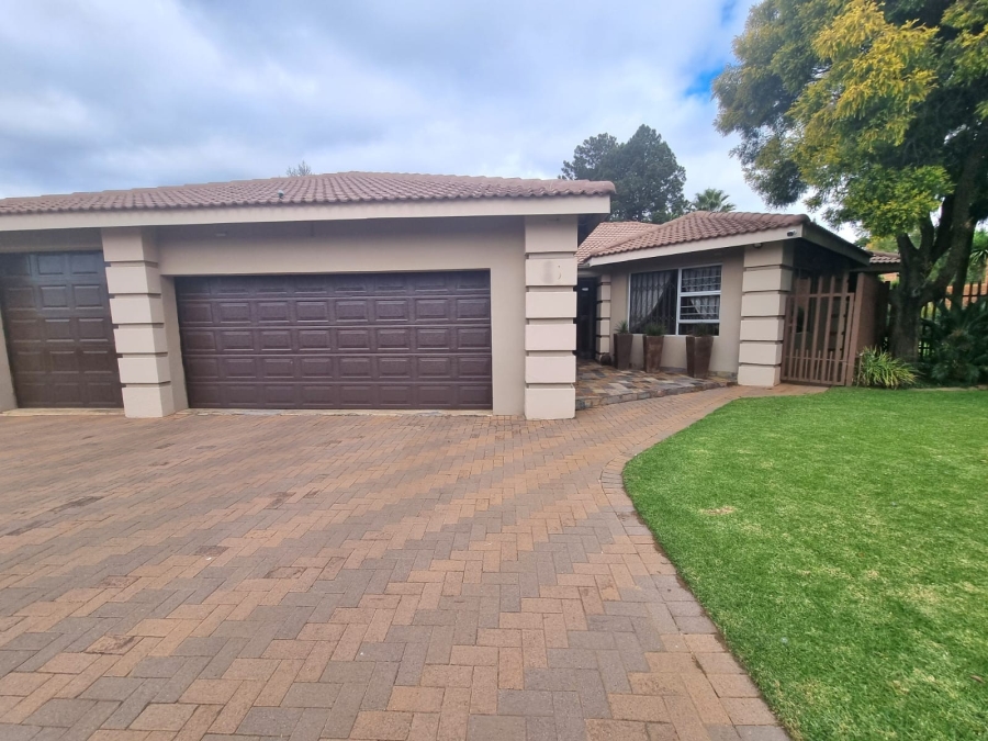 3 Bedroom Property for Sale in Vanderbijlpark SE 4 Gauteng