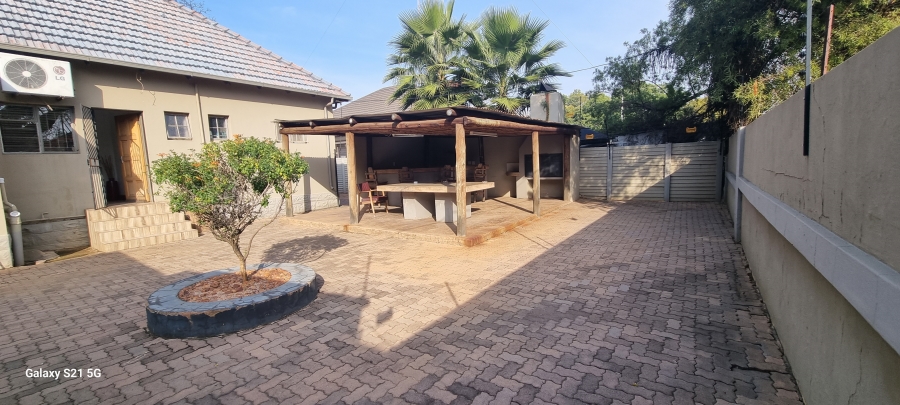 6 Bedroom Property for Sale in Arcadia Gauteng