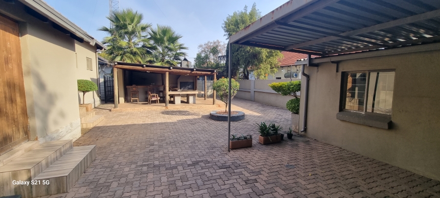6 Bedroom Property for Sale in Arcadia Gauteng